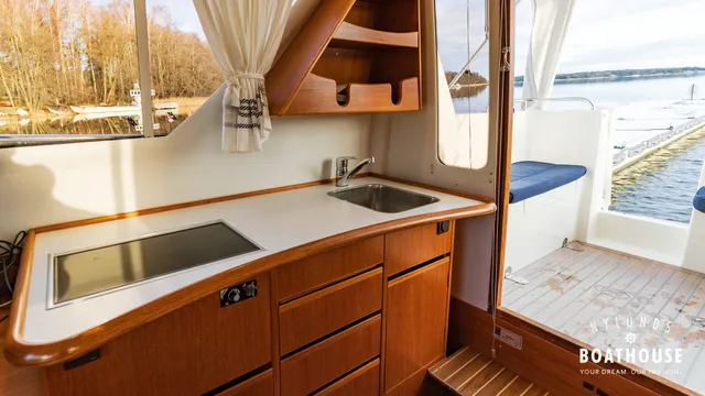 Marino Shark 29