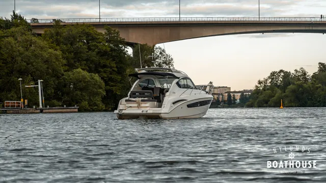 Galeon 325 HT