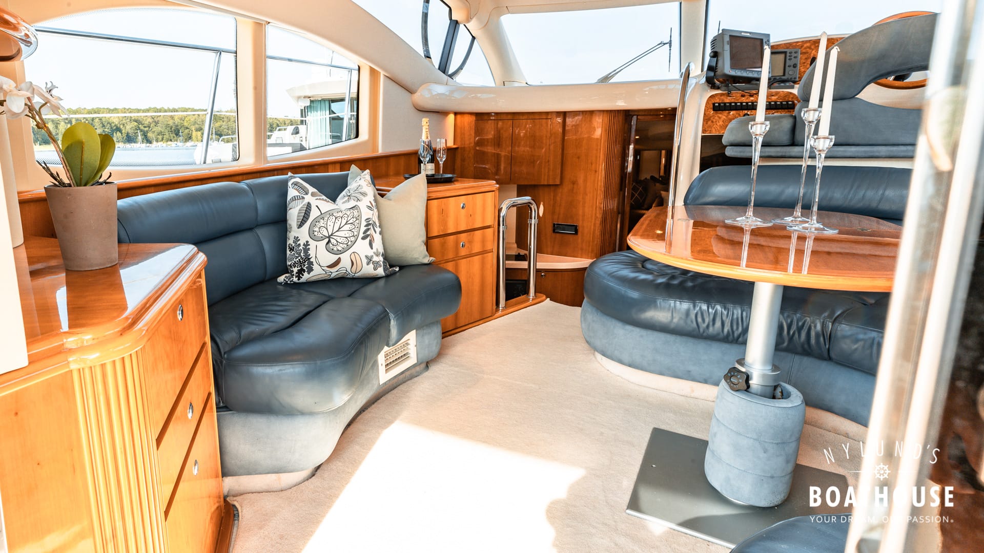 Azimut 42 Fly - Image 32