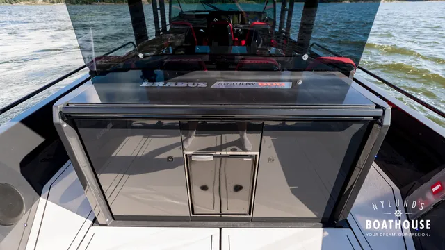 Axopar Brabus Shadow 800 Sun Top — Extérieur
