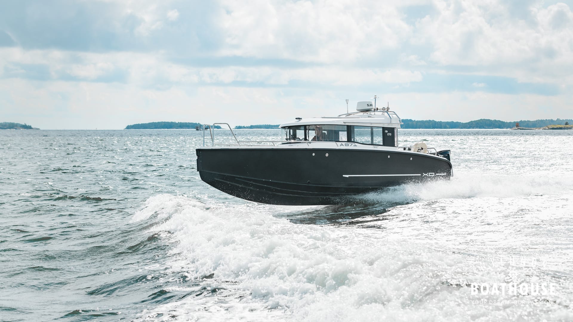 XO 270 RS Cabin OB - Image 46