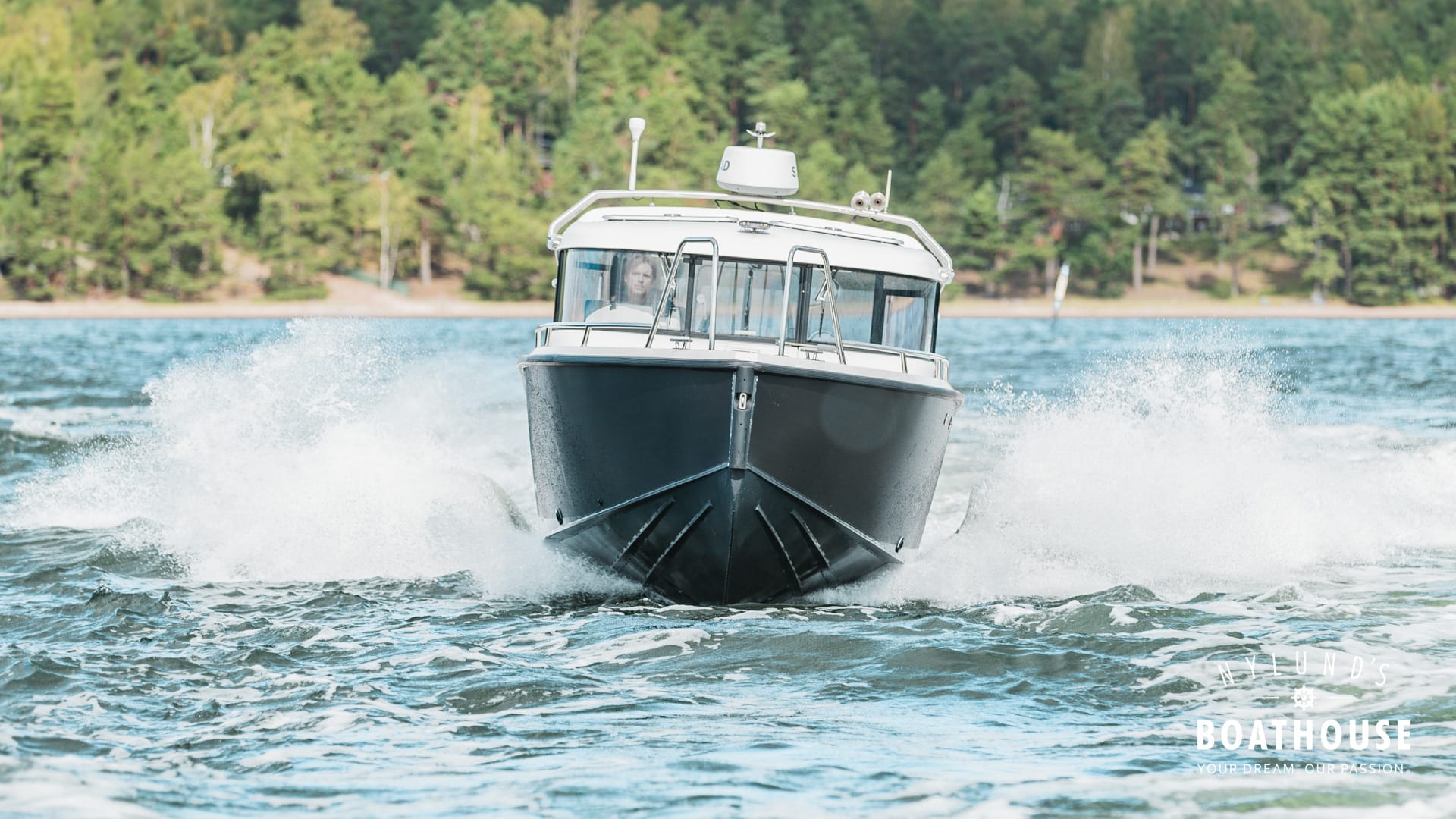 XO 270 RS Cabin OB - Image 61
