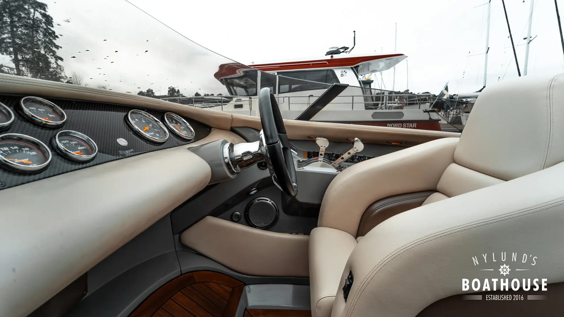 Donzi 28 Fearless Yacht - Image 30