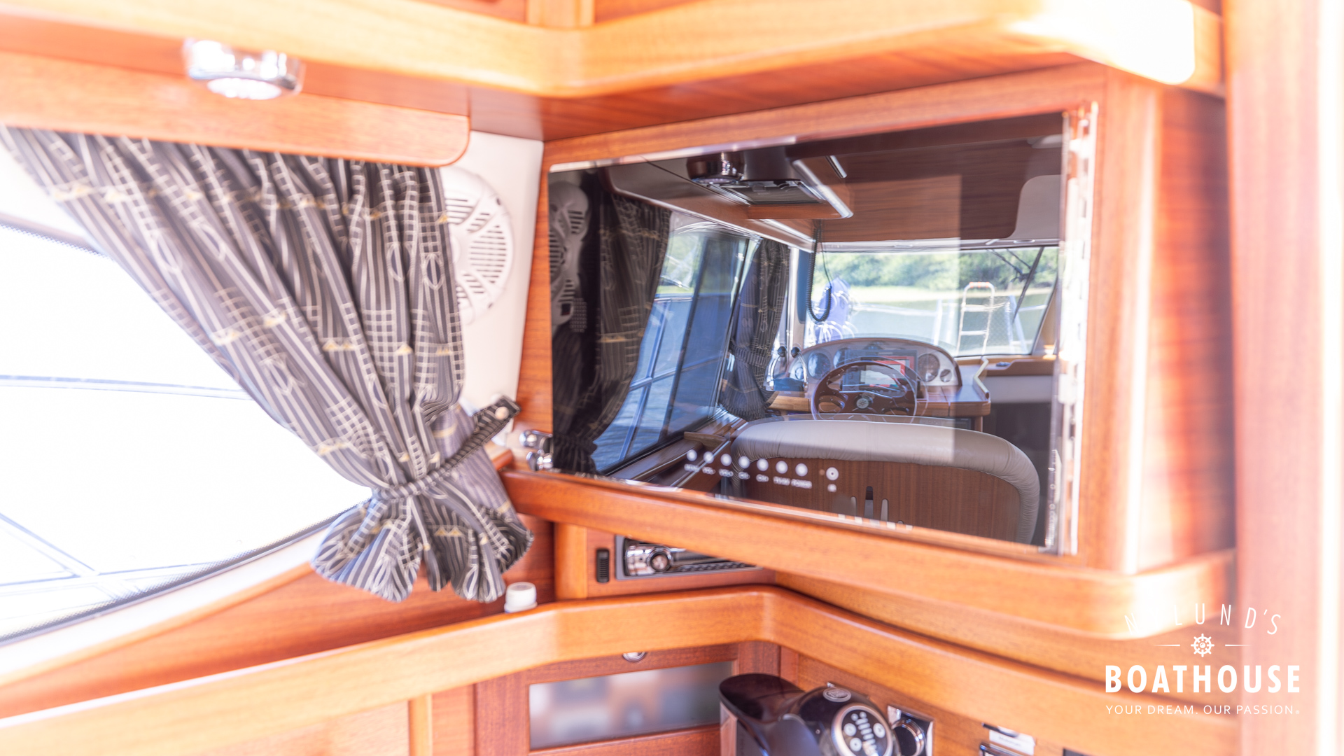 Nord West 370 Flybridge - Image 57