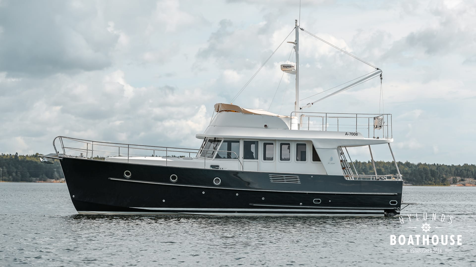 Beneteau Swift Trawler 42 - Image 4