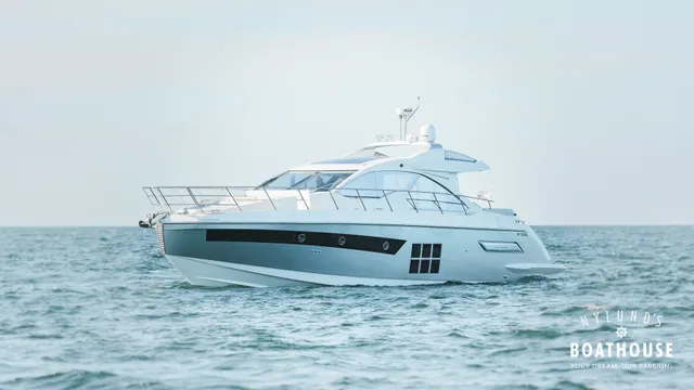 Azimut 55S