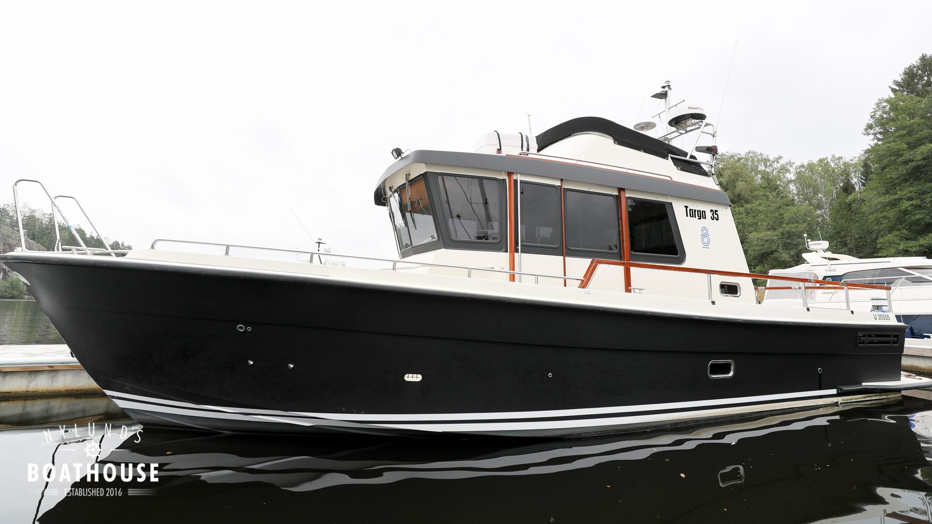 Targa 35 HiFly Black Line - Image 1
