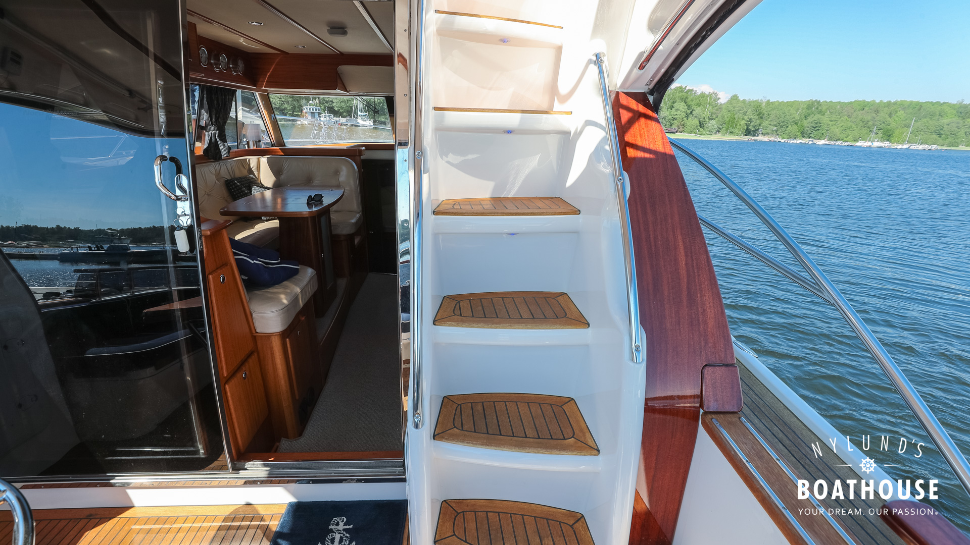 Nord West 370 Flybridge - Image 30