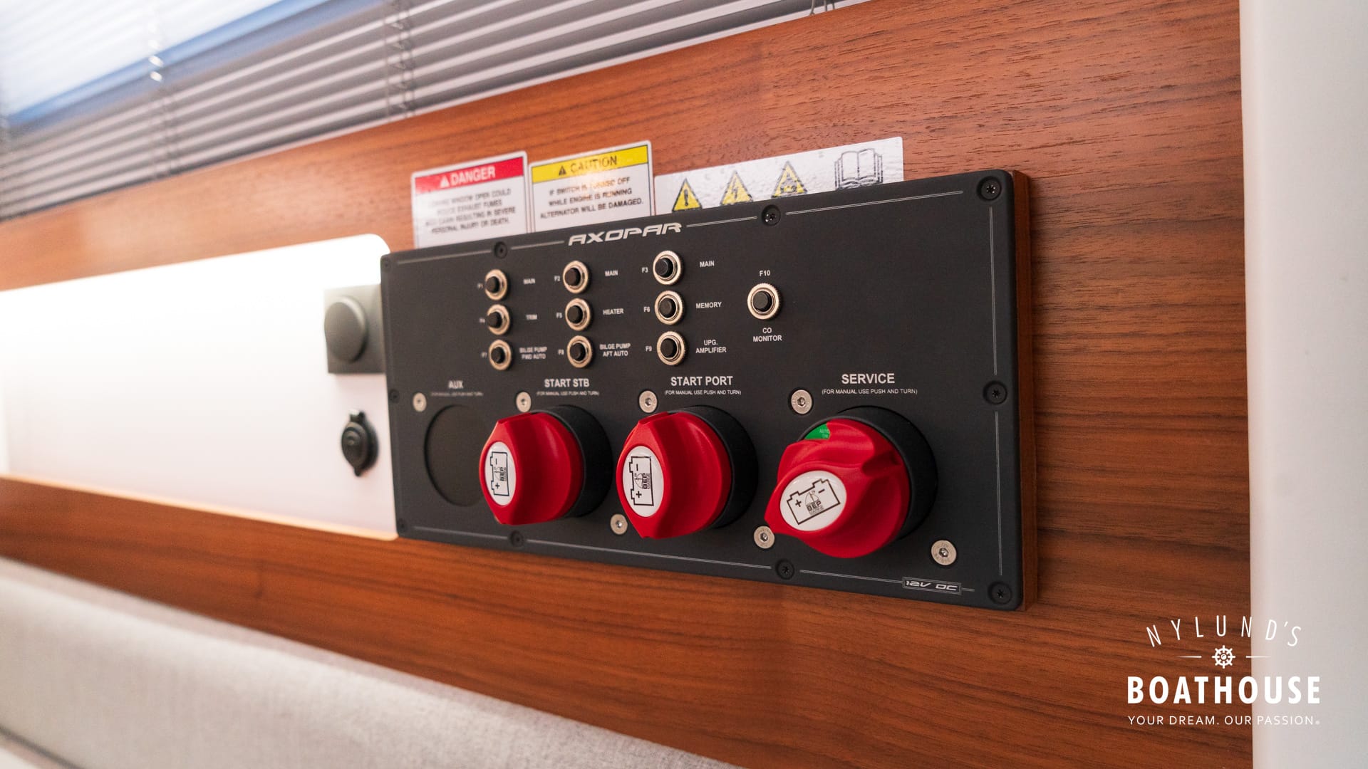 Axopar 28 Cabin - Image 87