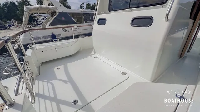 Targa 27.2 — Exterior