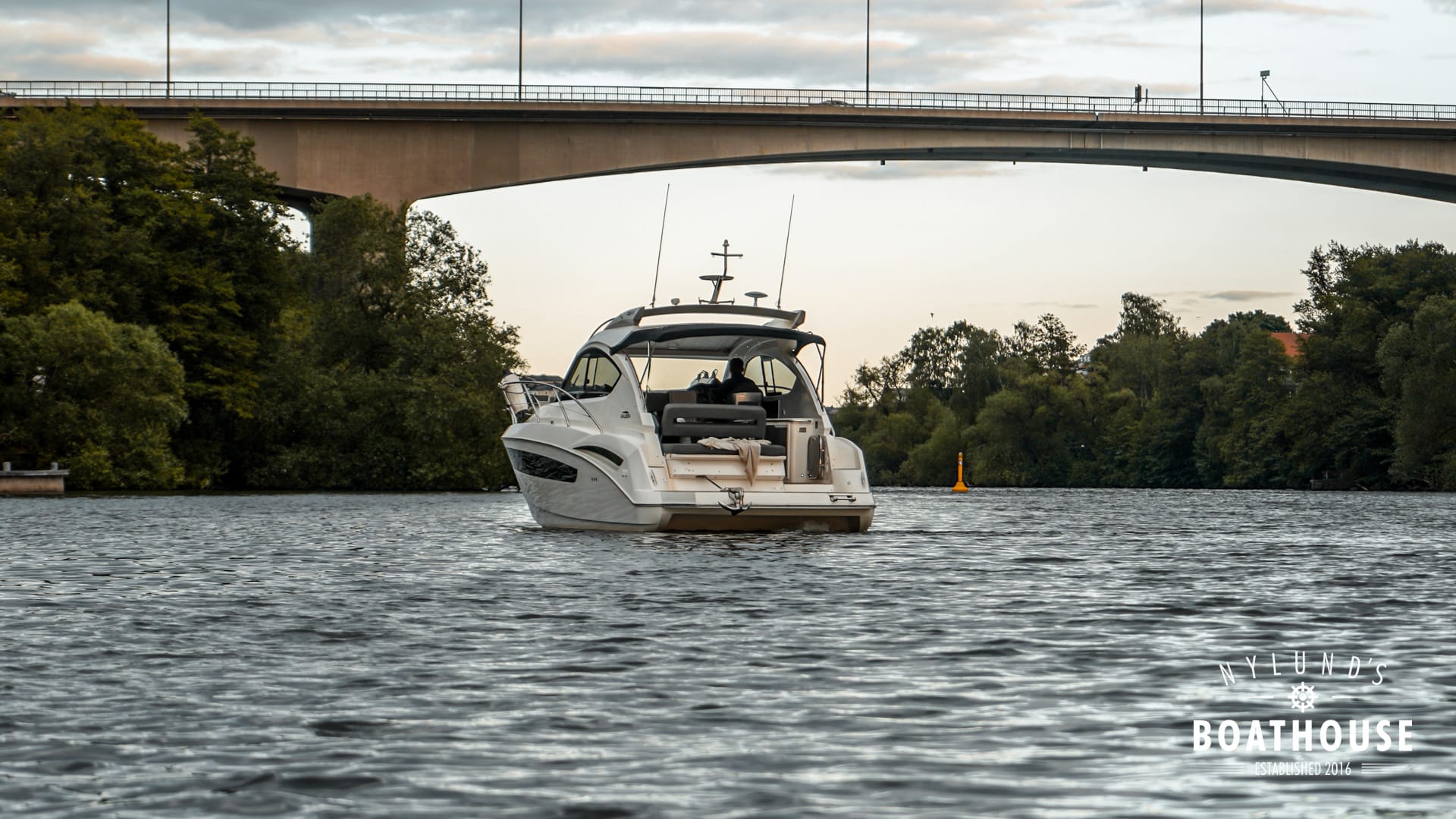 Galeon 325 HT - Image 3