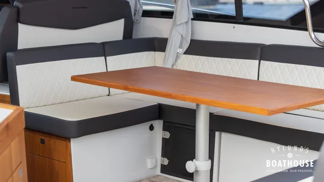 Grandezza 34 OC — Interior