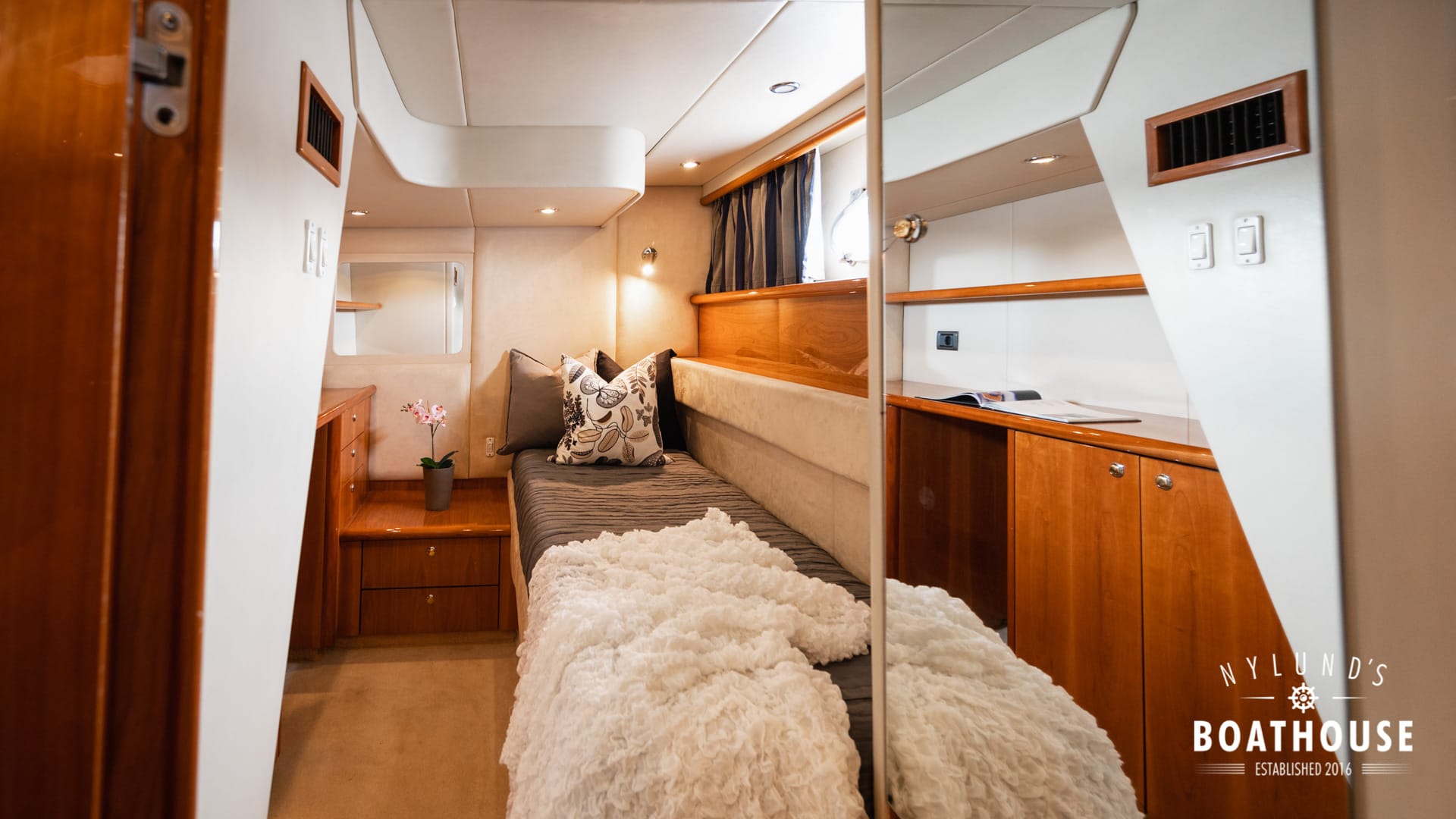 Sunseeker Predator 58 - Image 26