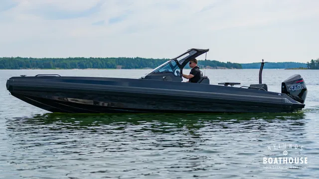 Iron 827 R — Auf dem Wasser