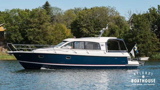Nimbus 365 Coupe — Auf dem Wasser
