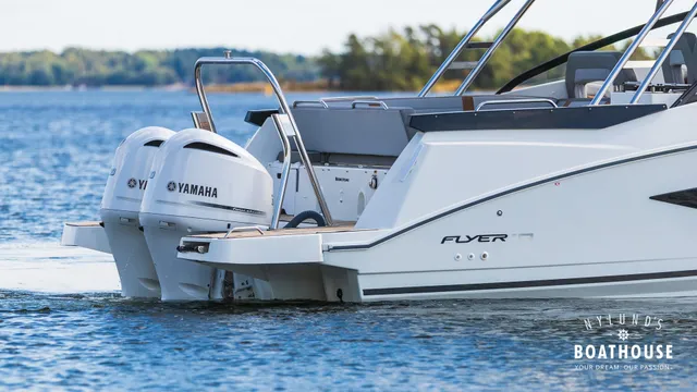 Beneteau Flyer 10 — Cruising