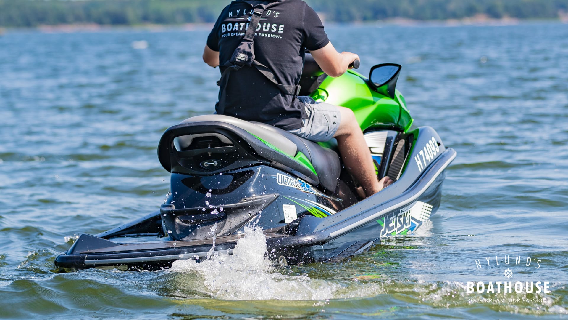 Kawasaki Ultra 300 X - Image 11
