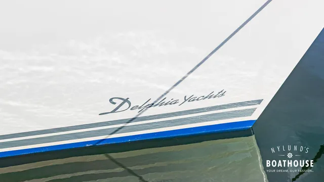 Delphia  D37