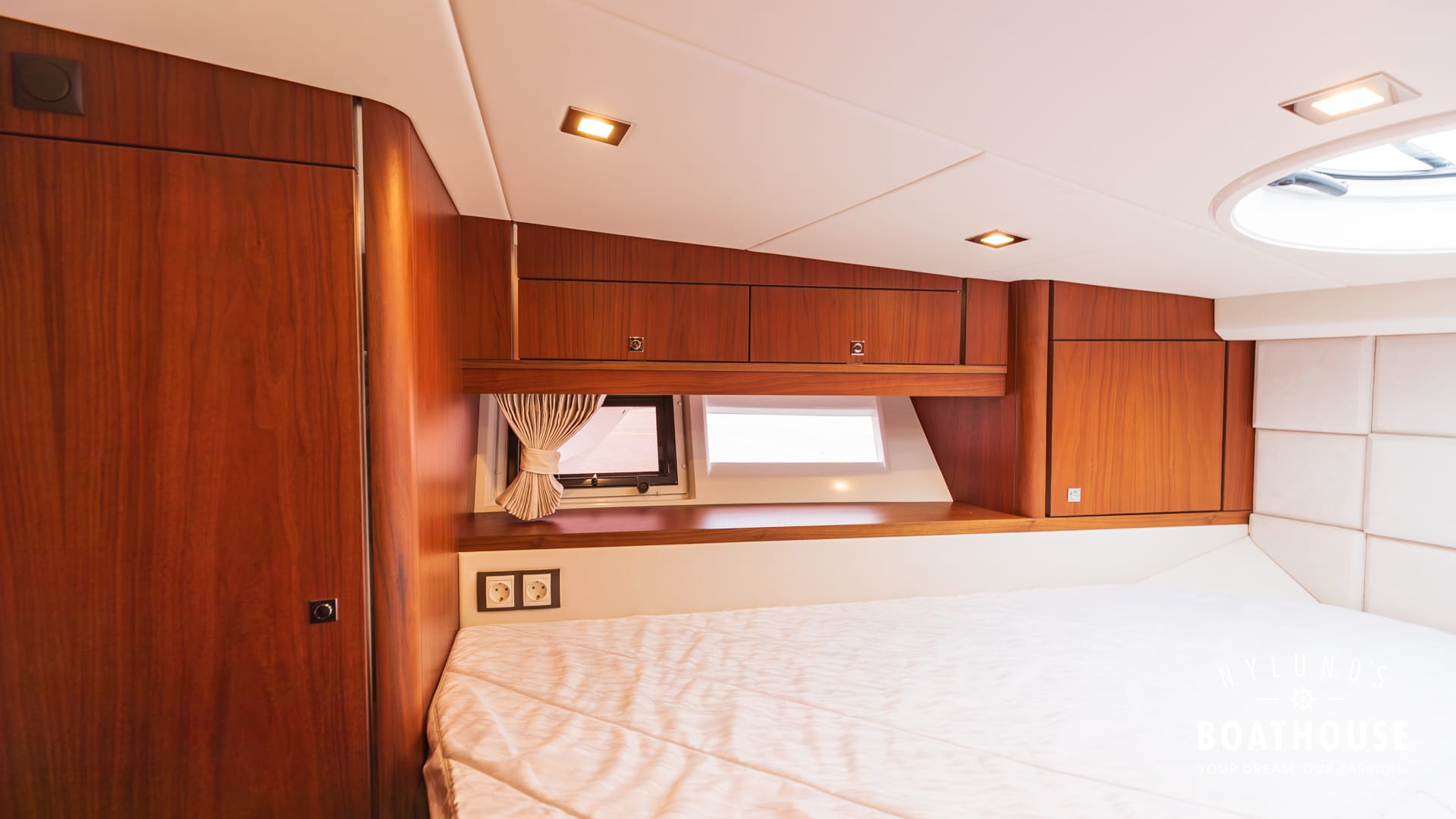Galeon 340 Fly - Image 31
