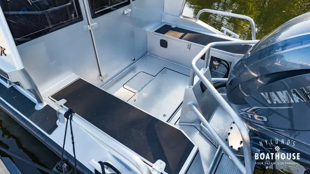 Anytec A27C — Exterior