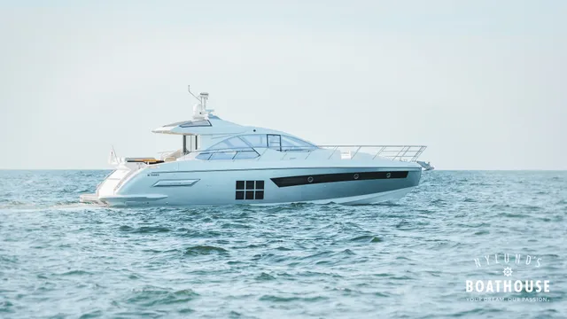 Azimut 55S