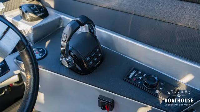 Anytec 868 CAB — Exterior