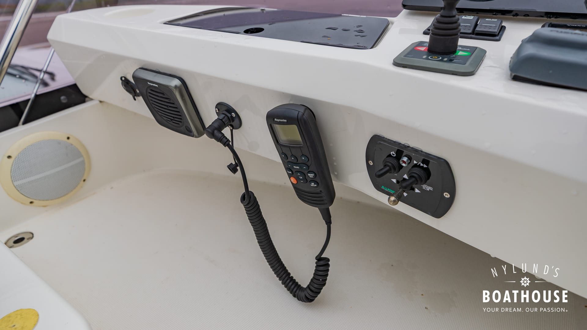 Galeon 340 Fly - Image 68
