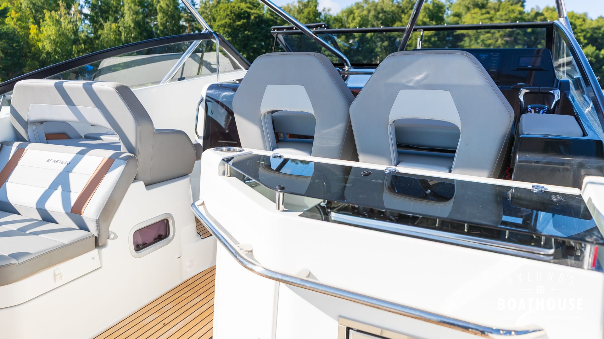 Beneteau Flyer 10 - Image 35