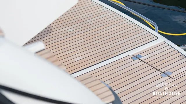 Grandezza 34 OC — Exterior