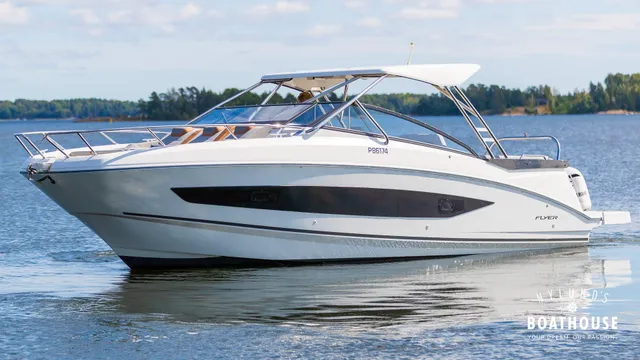 Beneteau Flyer 10 — Cruising