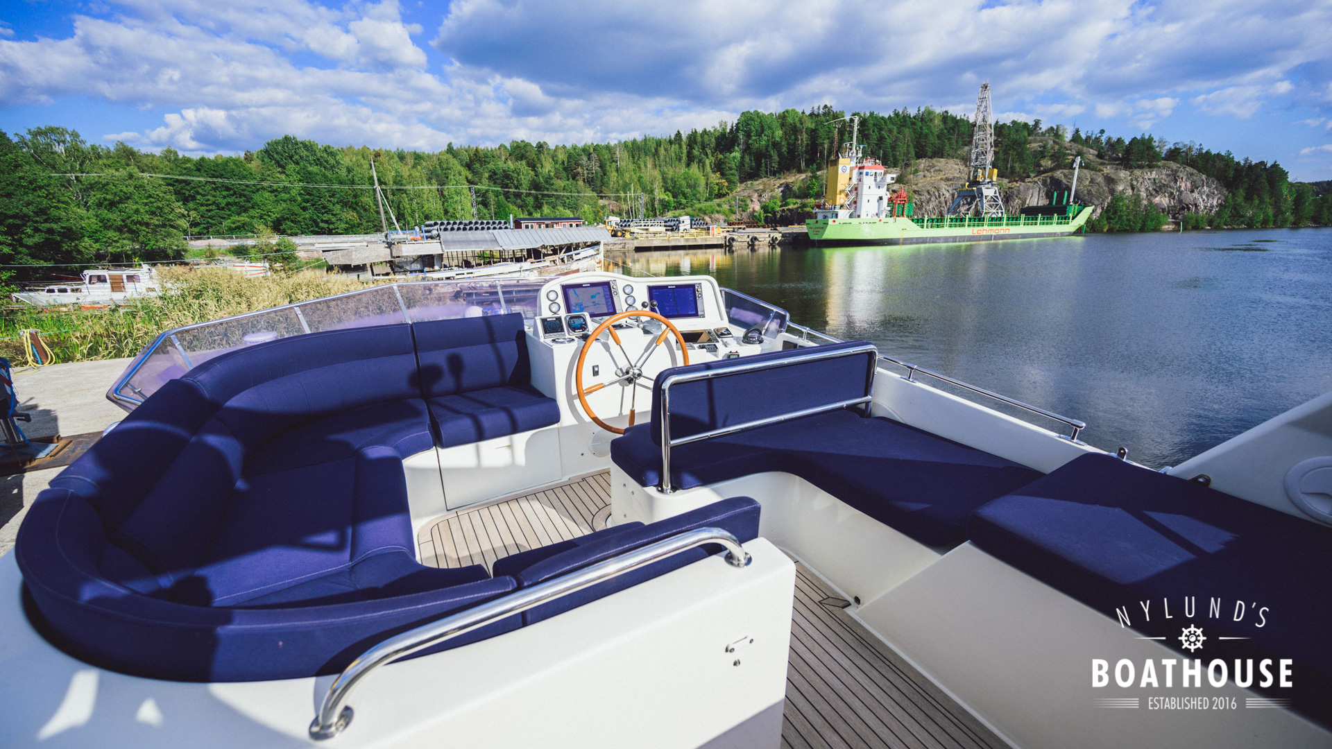 Trader 535 Signature - Image 79