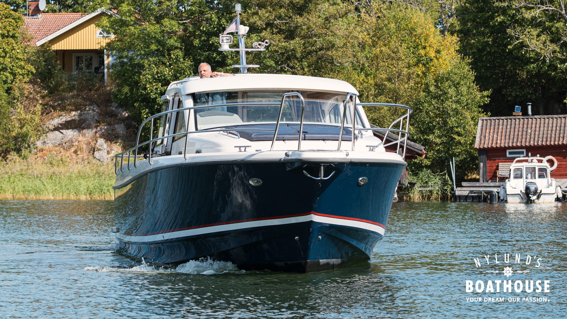 Nimbus 365 Coupe - Image 11