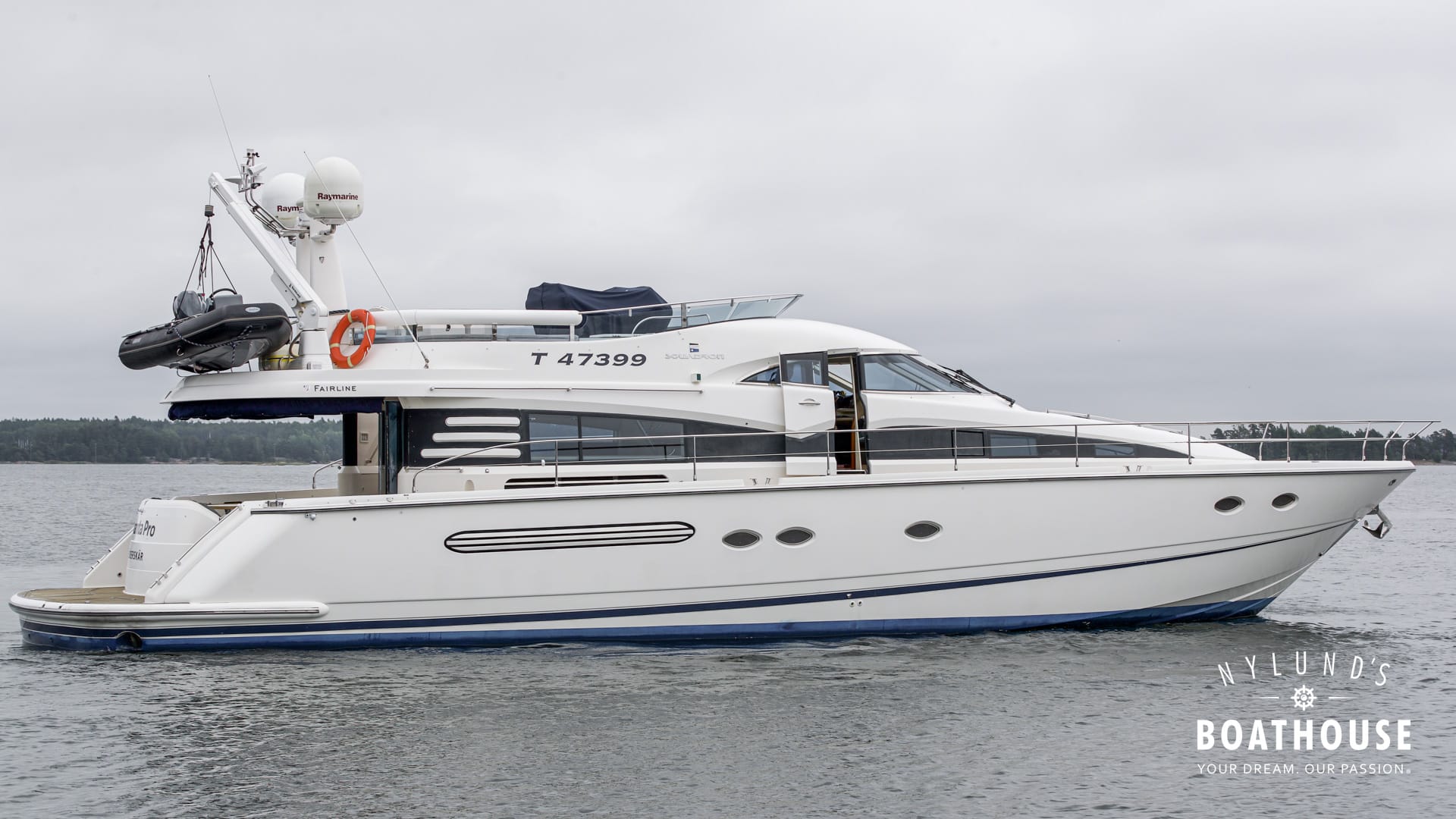 Fairline Squadron 62 - Image 5