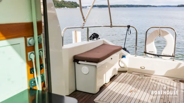 Delta 34 SW