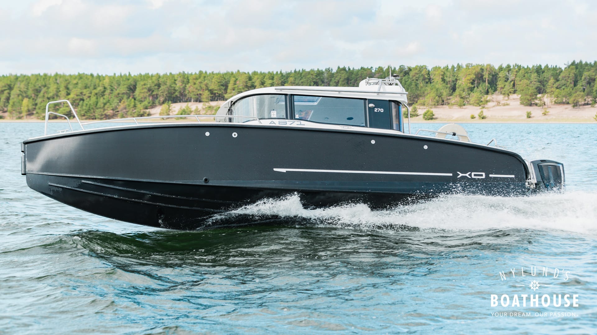 XO 270 RS Cabin OB - Image 64
