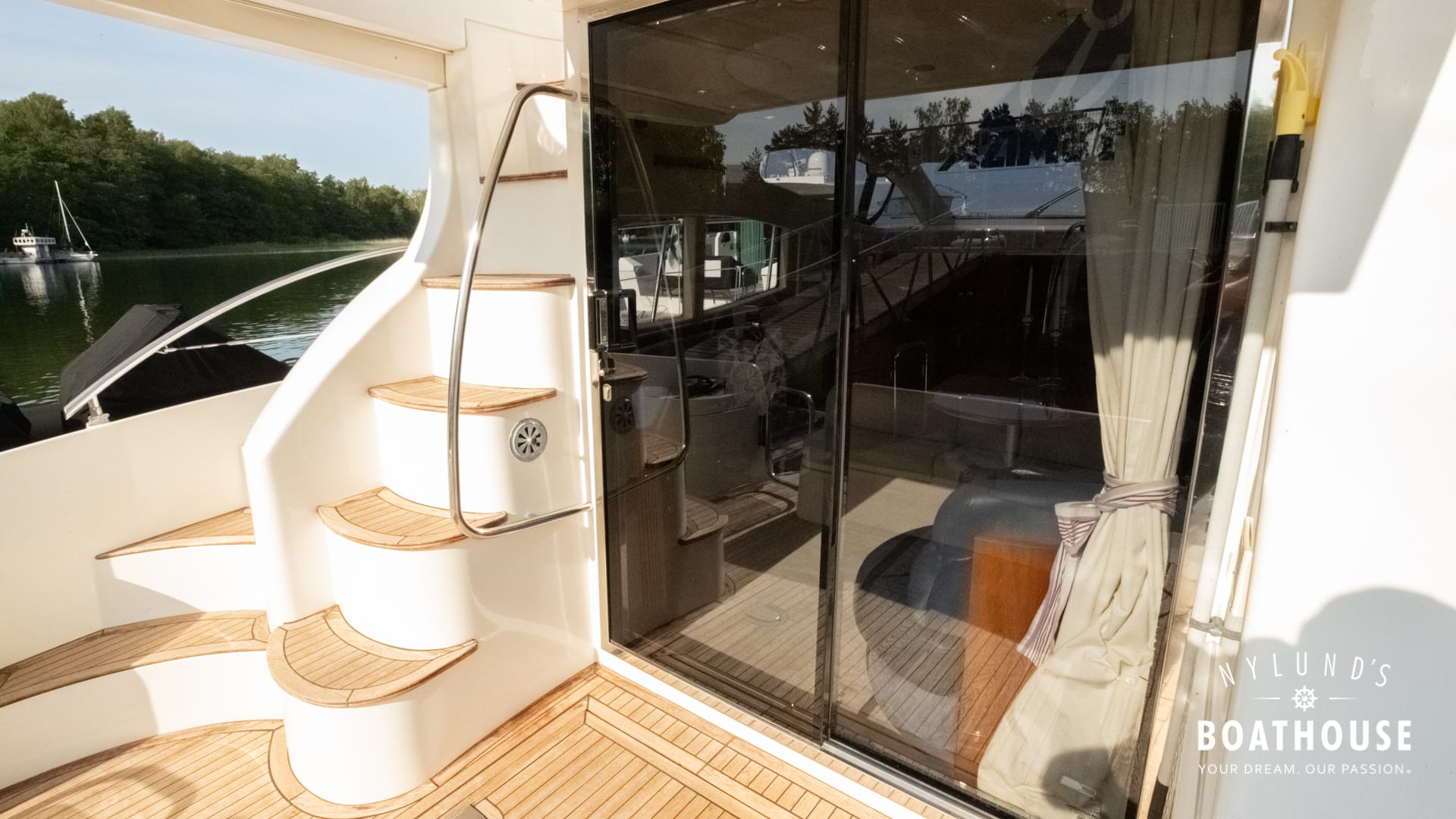 Azimut 42 Fly - Image 65