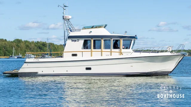 Targa 37+ Hi-Fly CFC — Cruising