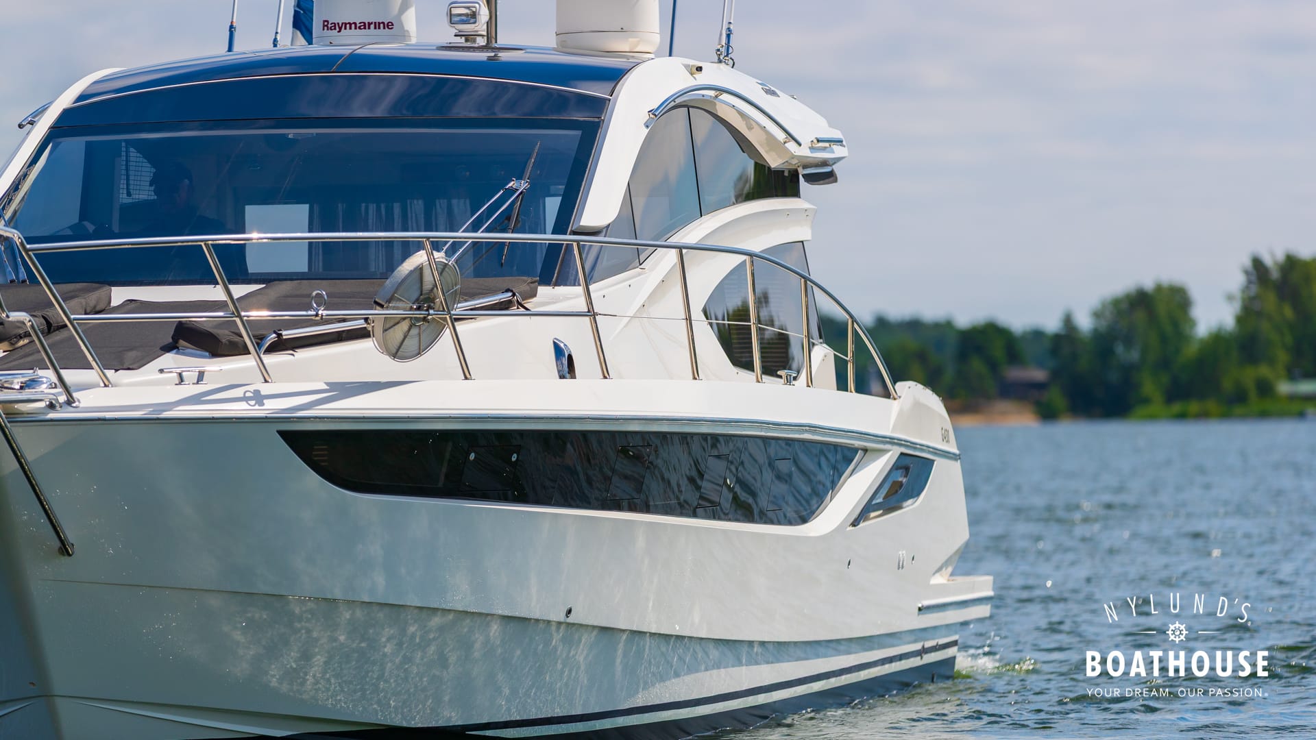 Galeon 430 HTC - Image 17