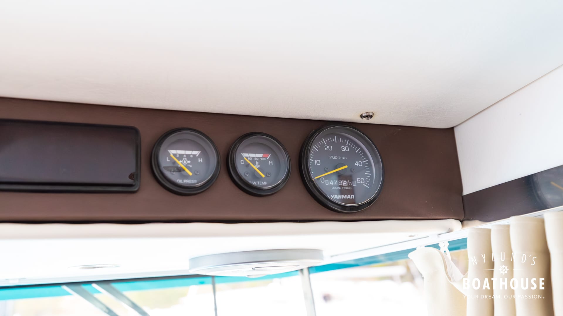 Brizo Yachts 28 - Image 50