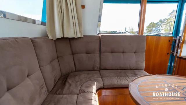 Brizo Yachts 28