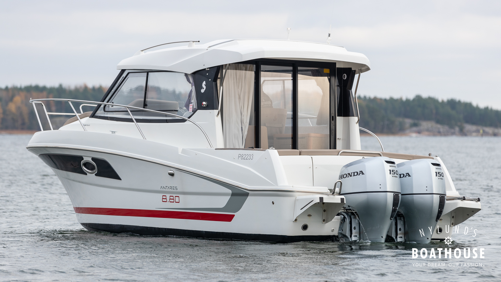 Beneteau Antares 8.80 OB - Image 23