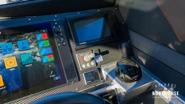 Anytec 868 CAB — Interior