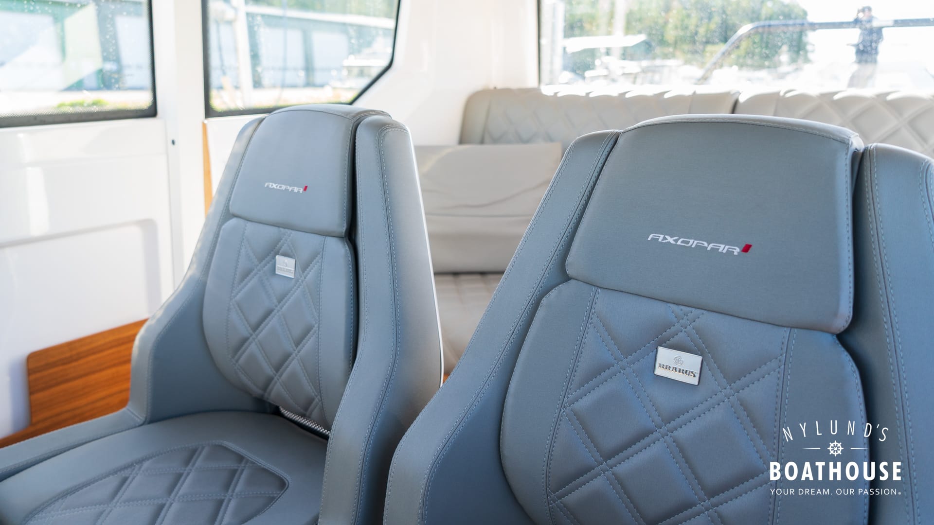 Axopar 28 Cabin - Image 73