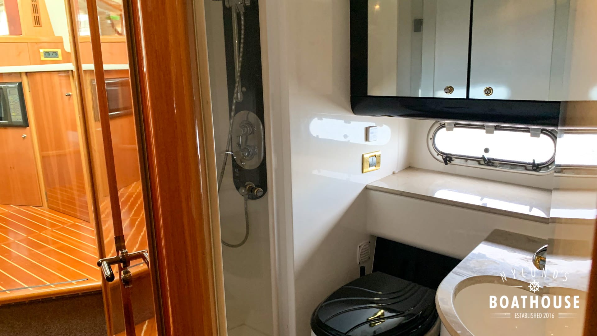 Sealine T47 - Image 13