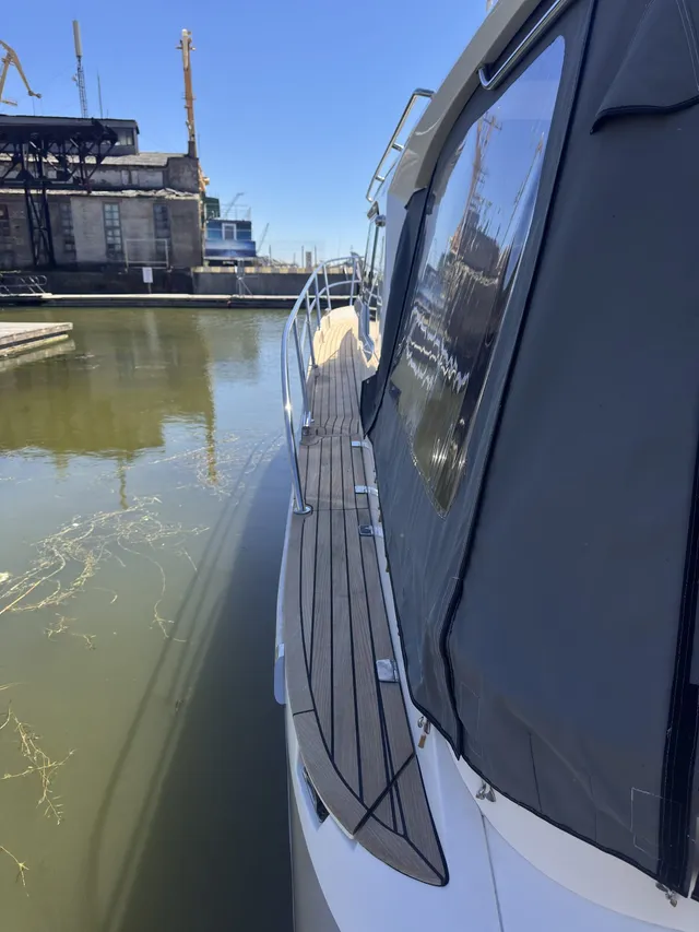 Marex 375 Marex — Exterior