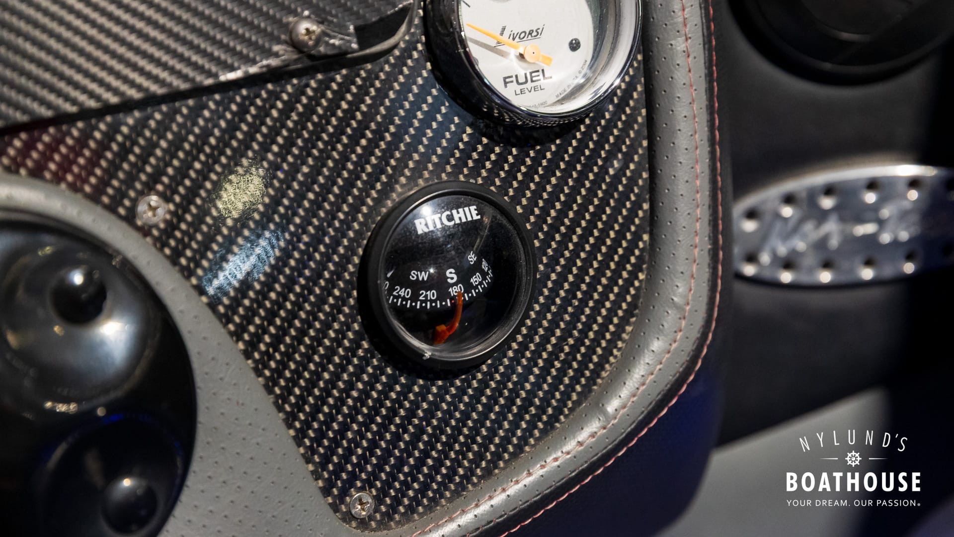 Nor-tech 4300 Supercat Roadster - Image 55