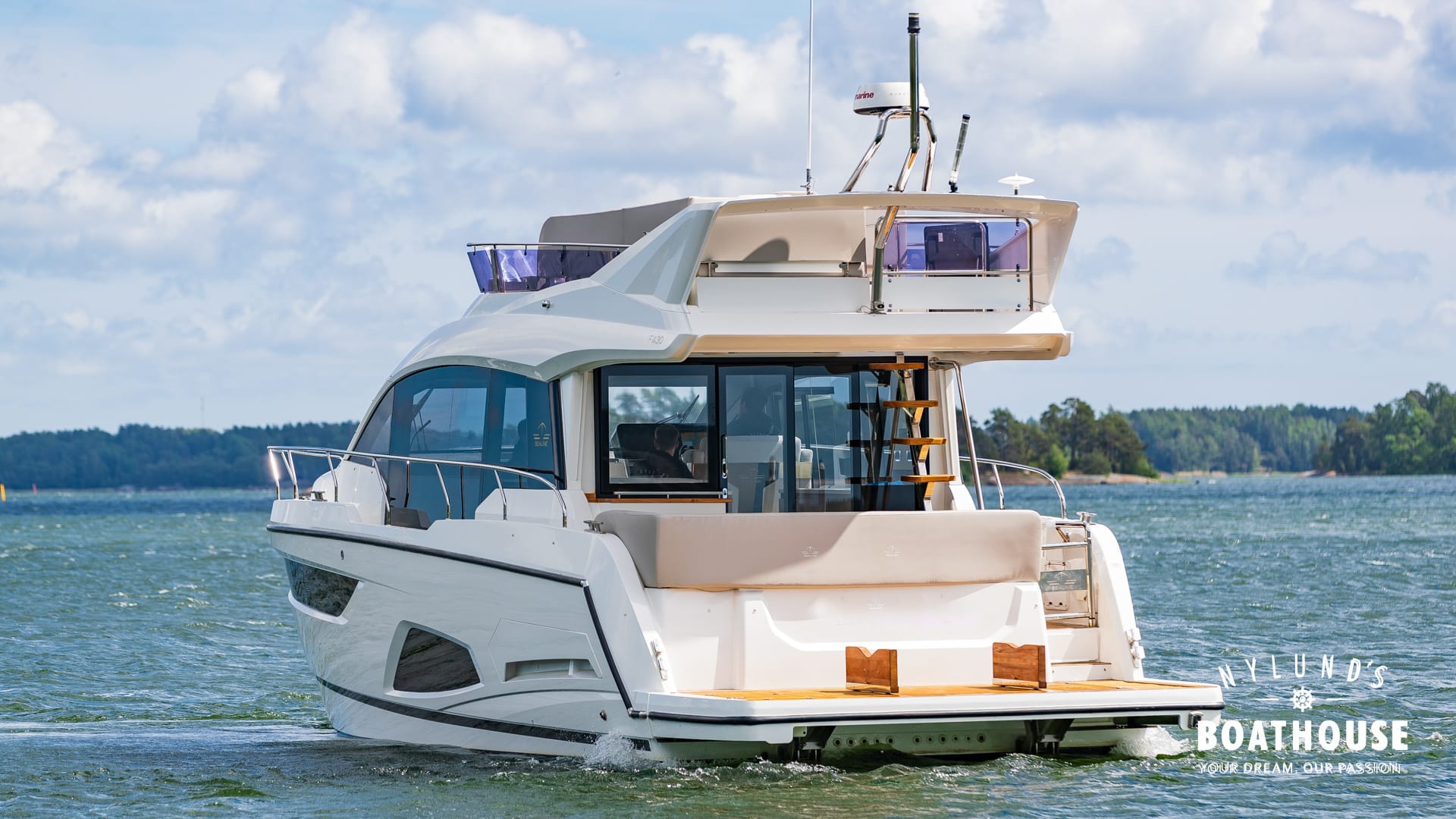 Sealine F430 - Image 95