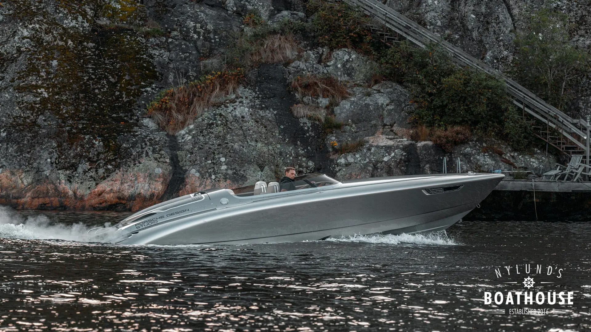 Donzi 28 Fearless Yacht - Image 27