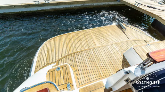 Nord West 370 Flybridge — Ulkopuoli
