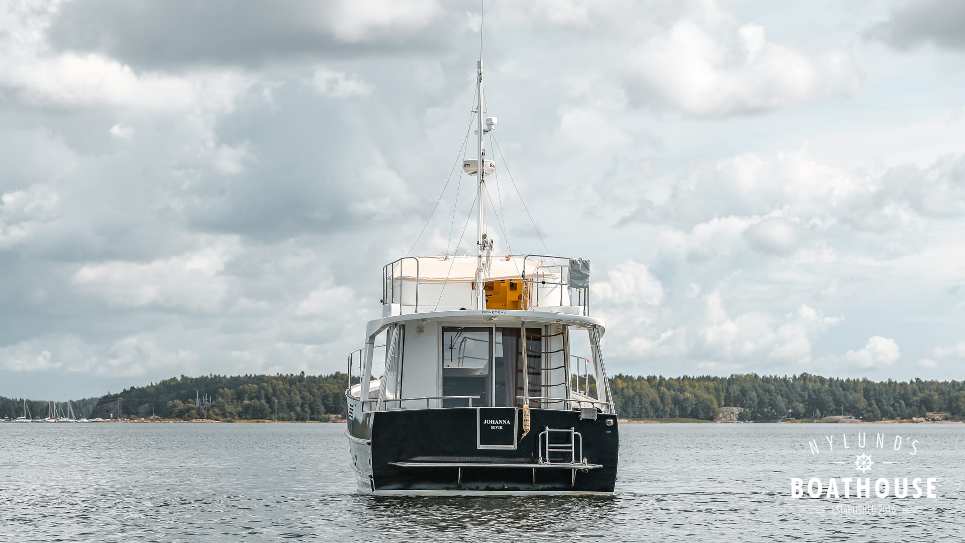 Beneteau Swift Trawler 42 - Image 6